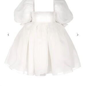 Selkie- White puff Dress